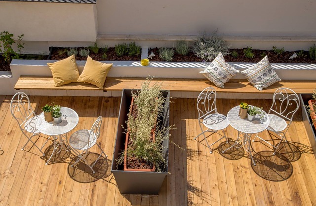 Urban Garden Hotel