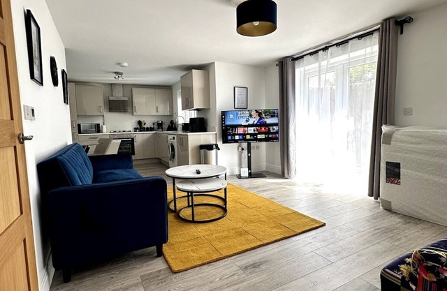 Urban Stay 5 Guests Free Parking