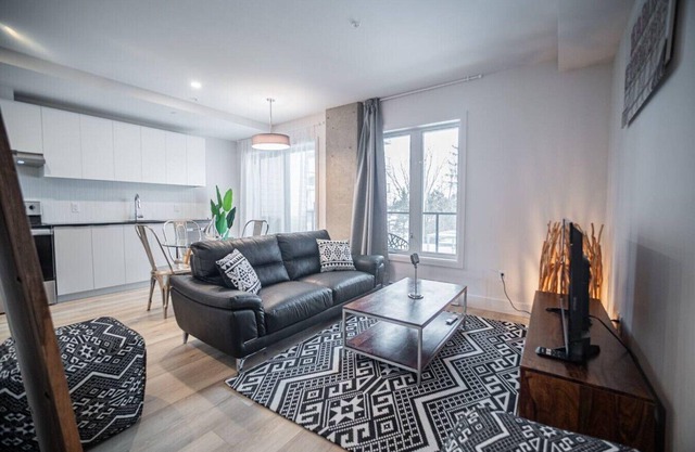 Urban Studio with Private Balcony and Gym