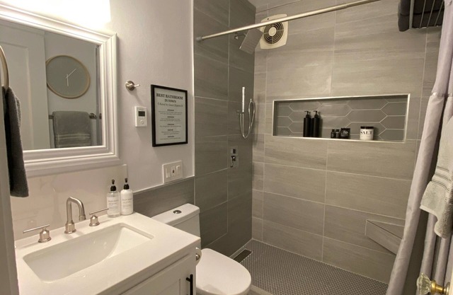 Suite-Spot # 2 The Gate House in Burley