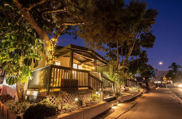 * NEW! Urban Zen 2 - Luxury Remodel - Gr8 Deal- WOW!