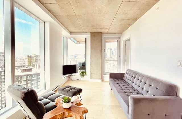 UrbanRetreat in the Sky, Downtown MTL