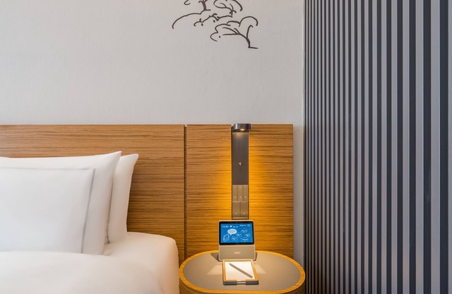 UrCove Hangzhou Riverside CBD