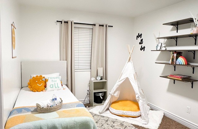 Utah Family Retreat in Eagle Mountain with King Suite