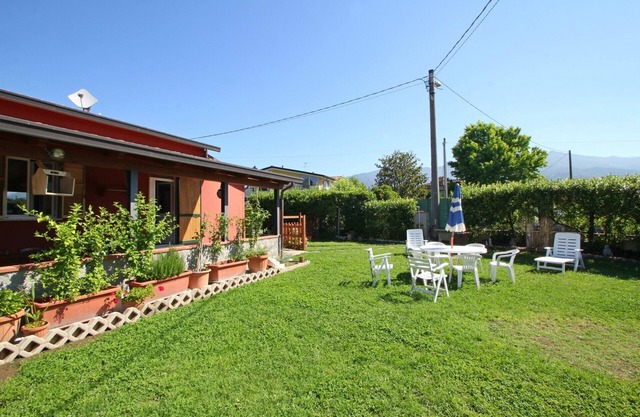 Utopia - Haus 1,4Km vom Meer mit Garten und WLAN, 5 Personen