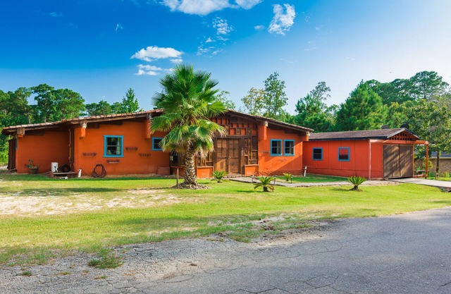 V # 1 Geräumiges Haus in Sam Rayburn: Urlaubsangeln. Bestes Preis-Leistungs-Verhältnis, viele Parkplätze