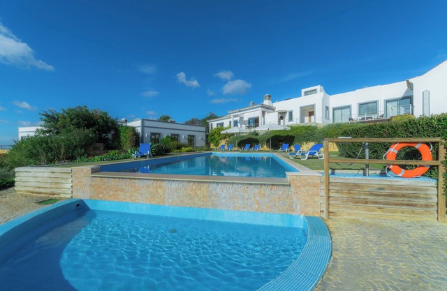 V3 Casa Ariolos II in Estoi with shared pool