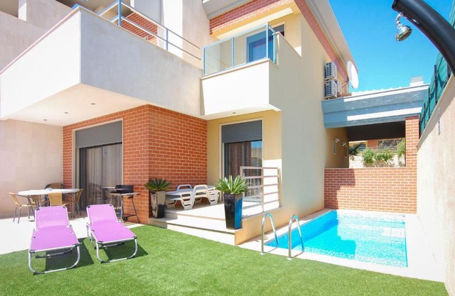 V4, Villa Jardins Branqueira3 near Beach, Albufeira