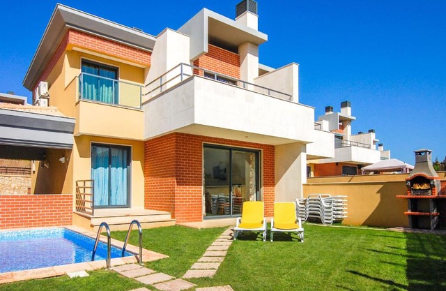 V4, Villa Jardins Branqueira near Beach, Albufeira