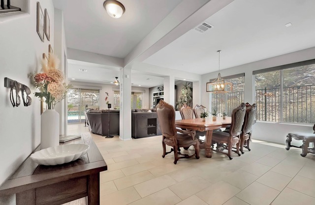 Va Va Views! Heated Pool/Spa! Much More!