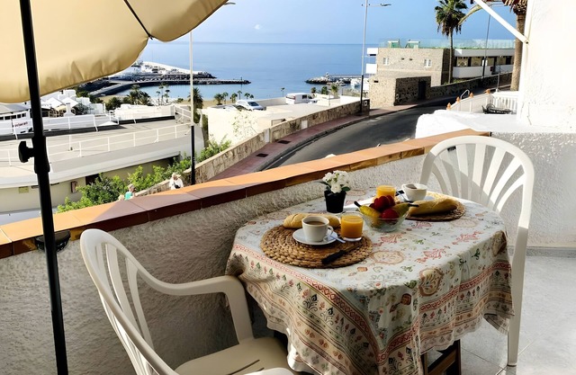 Vacation 'Pura Vida' with Sea View, Shared Pool and Wi-Fi