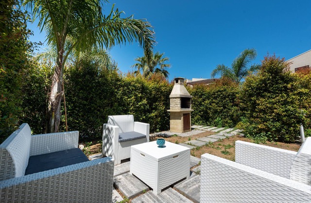 Vacation Home "Barrio Blanco" with Shared Pool & Private Terrace