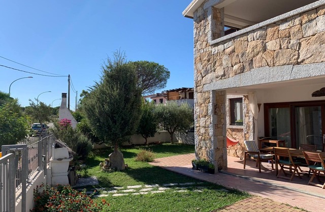 Vacation house with garden within walking distance of the beach.