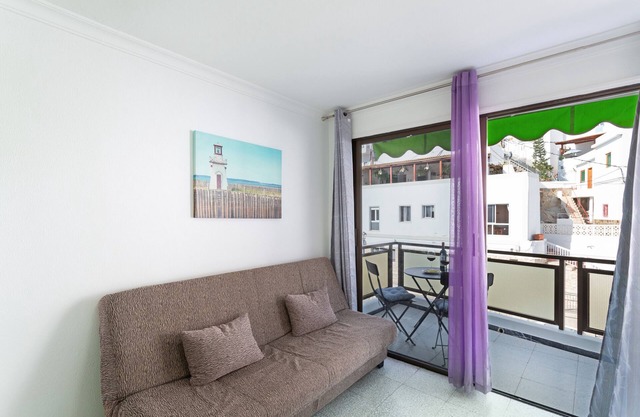 Ferienwohnung 'Los Angeles 3' mit Meerblick, Gemeinschaftsterrasse und Wi-Fi