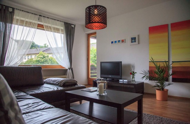 Ferienwohnung für 2-4 Personen, 80 qm, 2 Schlafzimmer, Balkon