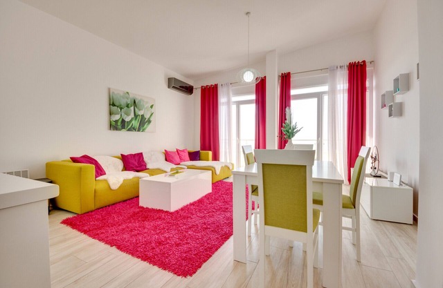 Ferienwohnung/App. für 4 Gäste mit 91m² in Dobra Voda (265332)