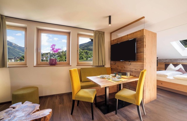 Ferienwohnung "Barrique" mit Bergblick, WLAN und Garten