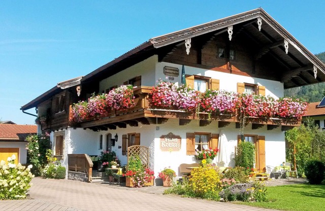 Ferienwohnung Gamsgnogel mit Bergblick und Balkon - DEB 031 Ferienwohnungen mit