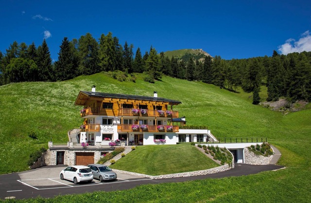 Ferienwohnung "Comfort La Mana" mit Bergblick, WLAN & Garten