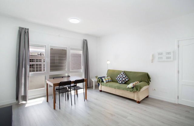 Ferienwohnung 'Rincón De Mónica 2' mit Meerblick, Gemeinschaftsterrasse und WLAN