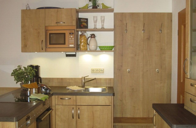 Gästehaus oben 45 qm, 2 Schlafzimmer, Wohnküche, Balkon