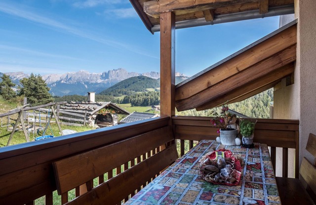 Ferienwohnung "Tschigghof" mit Bergblick, WLAN & Garten