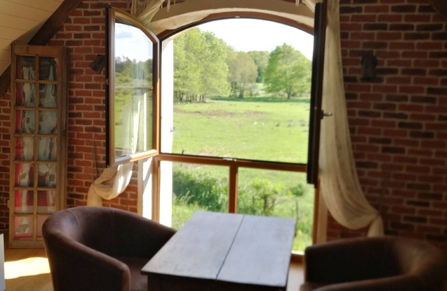 Ferienwohnung "Vers le Sud" in ehemaligem Bauerngehöft mit Pool