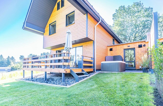 Urlaub am Schwarzbach-Haus Julian mit Sauna und Whirlpool