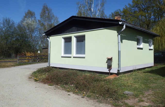 Ferienhäuschen im Grünen ca. 150m von der SpreewaldTherme entfernt-S