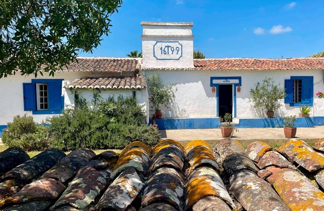 Ferienhaus “Sesmarias Dos Nobres“ mit privatem Pool, Terrassenbar und Seen