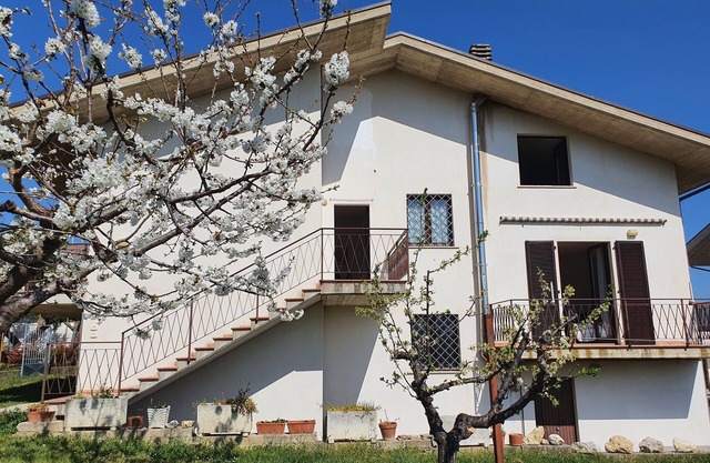Vacation home in the hills of Abruzzo, between sea and mountains