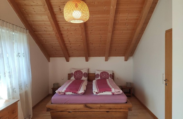 Ferienhaus (105qm) mit Galerie und Holzterrasse