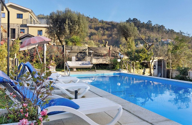 Ferienhaus "Alojamento de Crasto - Gerês" mit Pool und WLAN