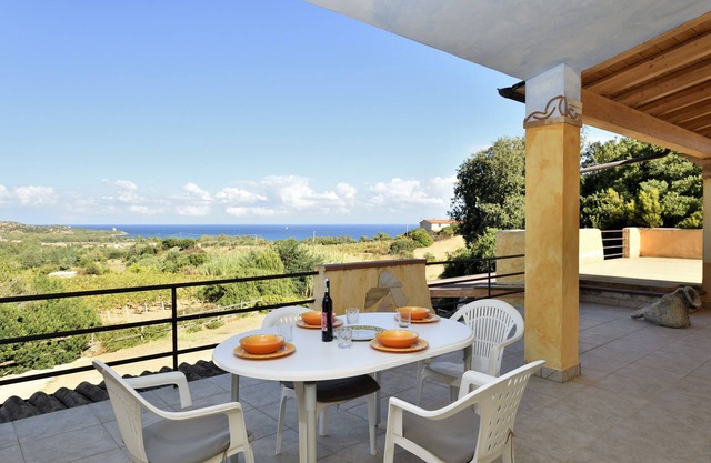 Vacation Home 'Appartamento Sole 1' with Sea View, Garden