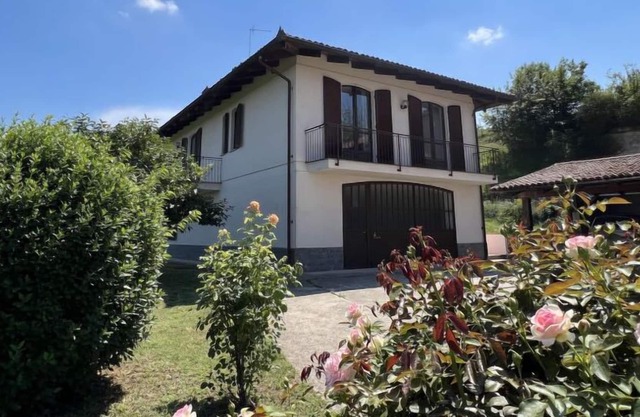 Vacation home Ca'del Fre' in Trezzo Tinella - 6 persons, 2 bedrooms