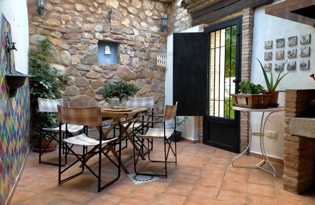 Ferienhaus "Ca Josep" mit privater Terrasse, Balkon und WLAN