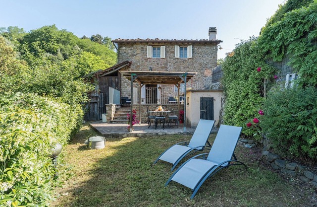 Ferienhaus "Casa Di Laino" mit privater Terrasse, privatem Garten und WLAN