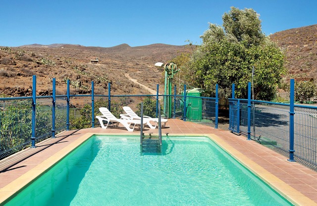Ferienhaus 'Casa Rural Aguatona' mit Bergblick, Pool, Garten, Klimaanlage und WLAN