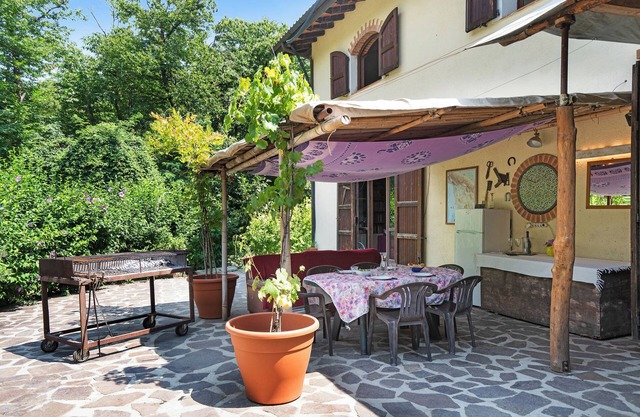 Ferienhaus CasaMasa mit privatem Garten, Pool und WLAN