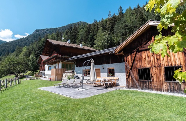 Ferienhaus Chalet Oberlechner
