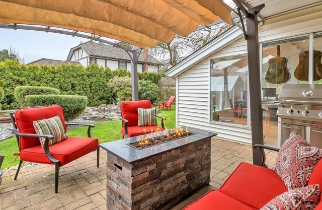 Vacation Home close to Vancouver Near Scott Road