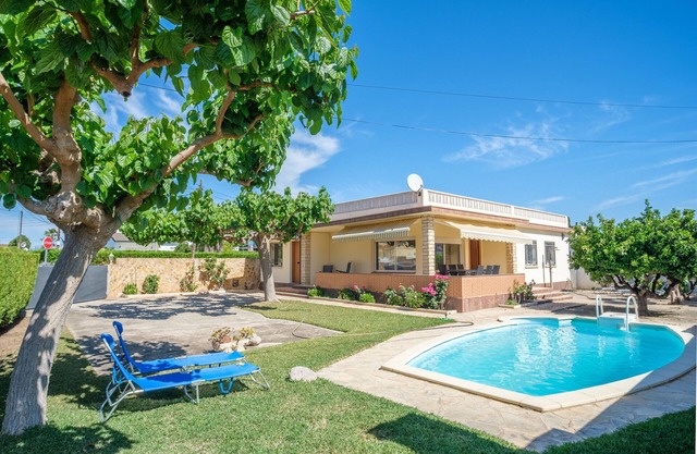 Ferienhaus "El Refugi" mit privatem Pool, Terrasse und WLAN