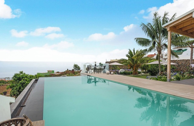 Ferienhaus "Casa Adayeim 2" mit Bergblick, Meerblick, Pool, WLAN, Terrasse & Garten