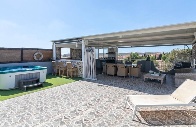 Vacation Home "Estrella De Mar" with Private Terrace, Shared Terrace & Wi-Fi