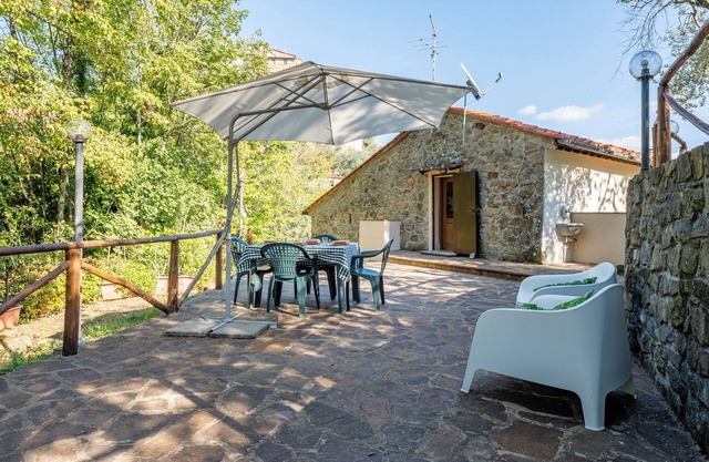 Ferienhaus "Il Colletto Romantic Stonehouse" mit Bergblick, Garten & Terrasse