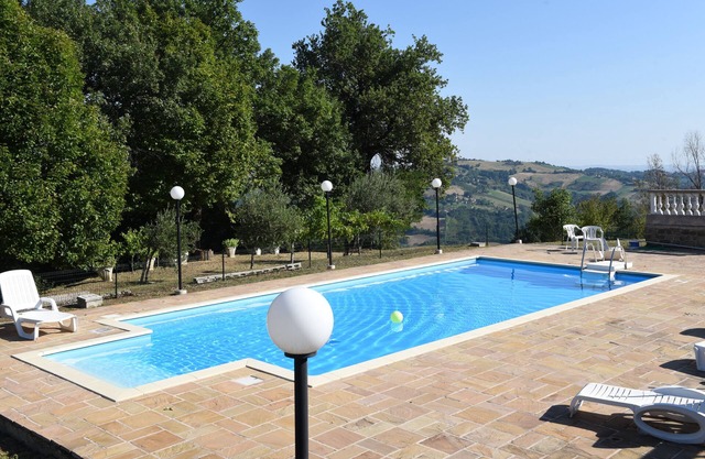 ANGEBOT !! Ferienhaus Il Rigattiere, Natur, Schwimmbad, Sauna, Sibillini