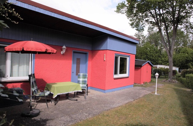 Ferienhaus in ruhiger Lage, 100 m zum See