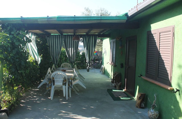 Vacation home in Muntiggioni. Sea, sun, relaxation.