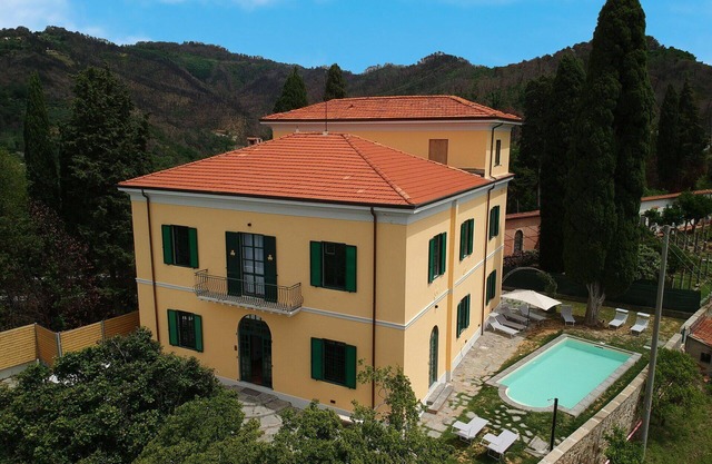 Ferienhaus in Massarosa mit 5 Schlafzimmern 10 Schlafplätzen