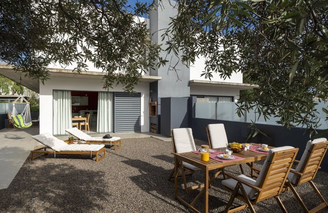 Vacation home in Porto Santo, Villa Girassol